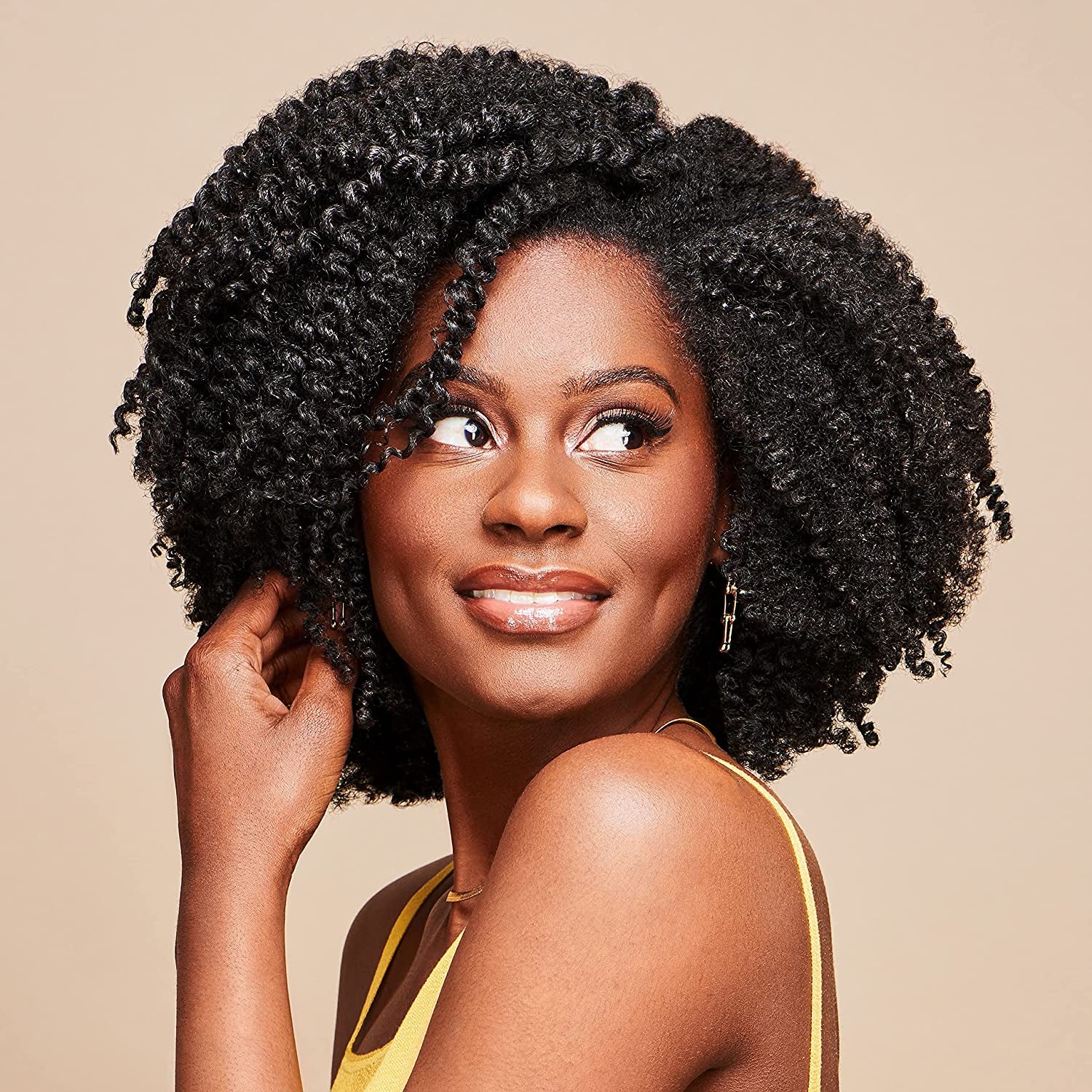 African Pride Moisture Miracle Coconut Oil & Baobab Oil Leave-In Hair Cream - Provides Intense Moisture & Helps Repair Natural Coils & Curls, Hydrates & Strengthens, 18 Oz